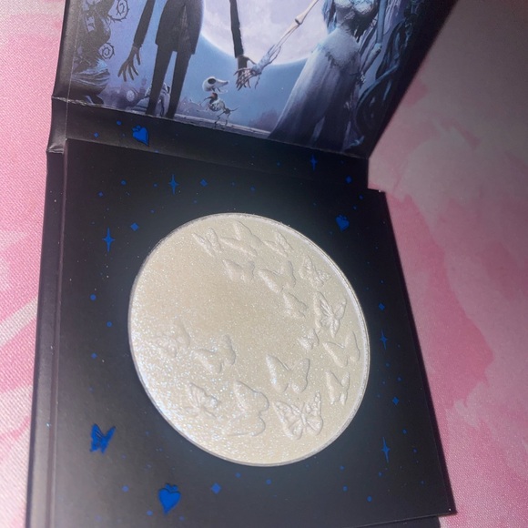 Shein SheGlam Tim Burton Butterfly Duo-chrome Highlighter - Picture 6 of 6